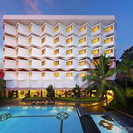 The Gateway Hotel Beach Road, Calicut Exteriör bild