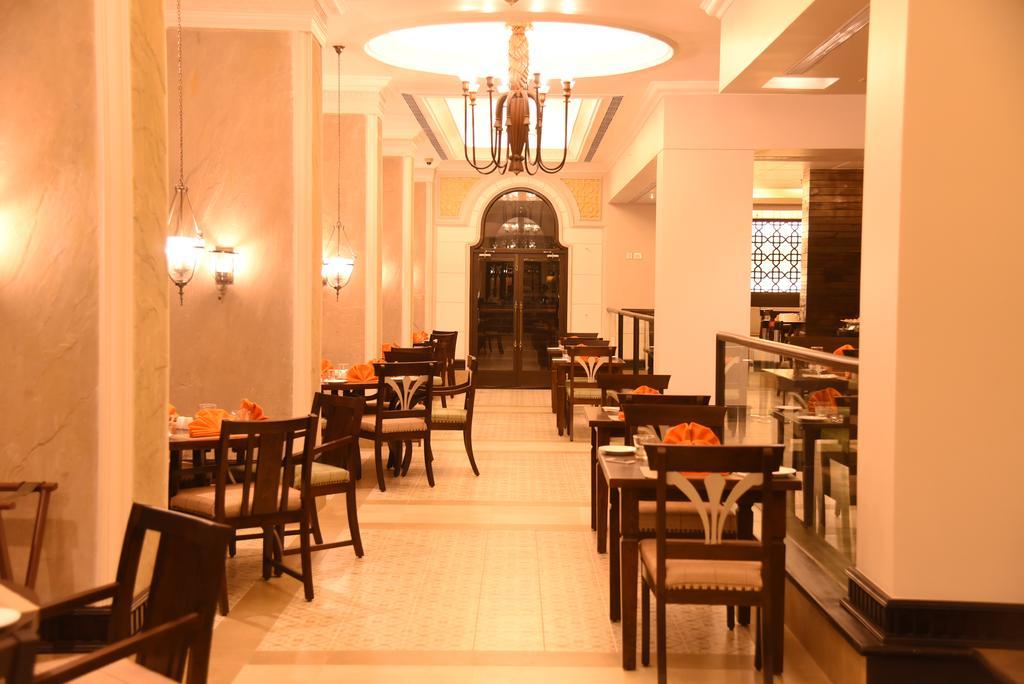 The Gateway Hotel Beach Road, Calicut Exteriör bild